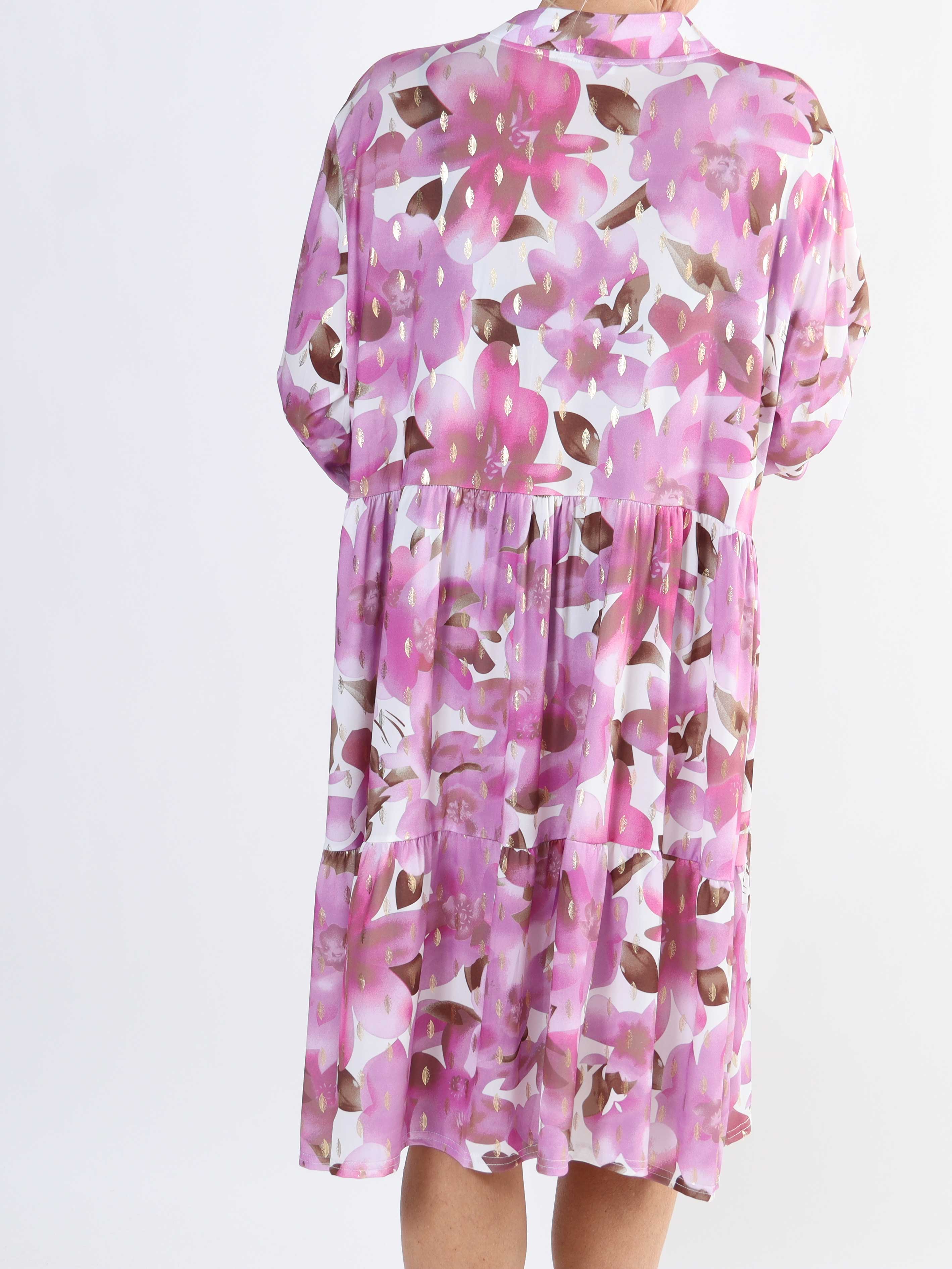 Milano Flower Midi - Plus size-klänning med blommigt tryck och lager-på-lager-look